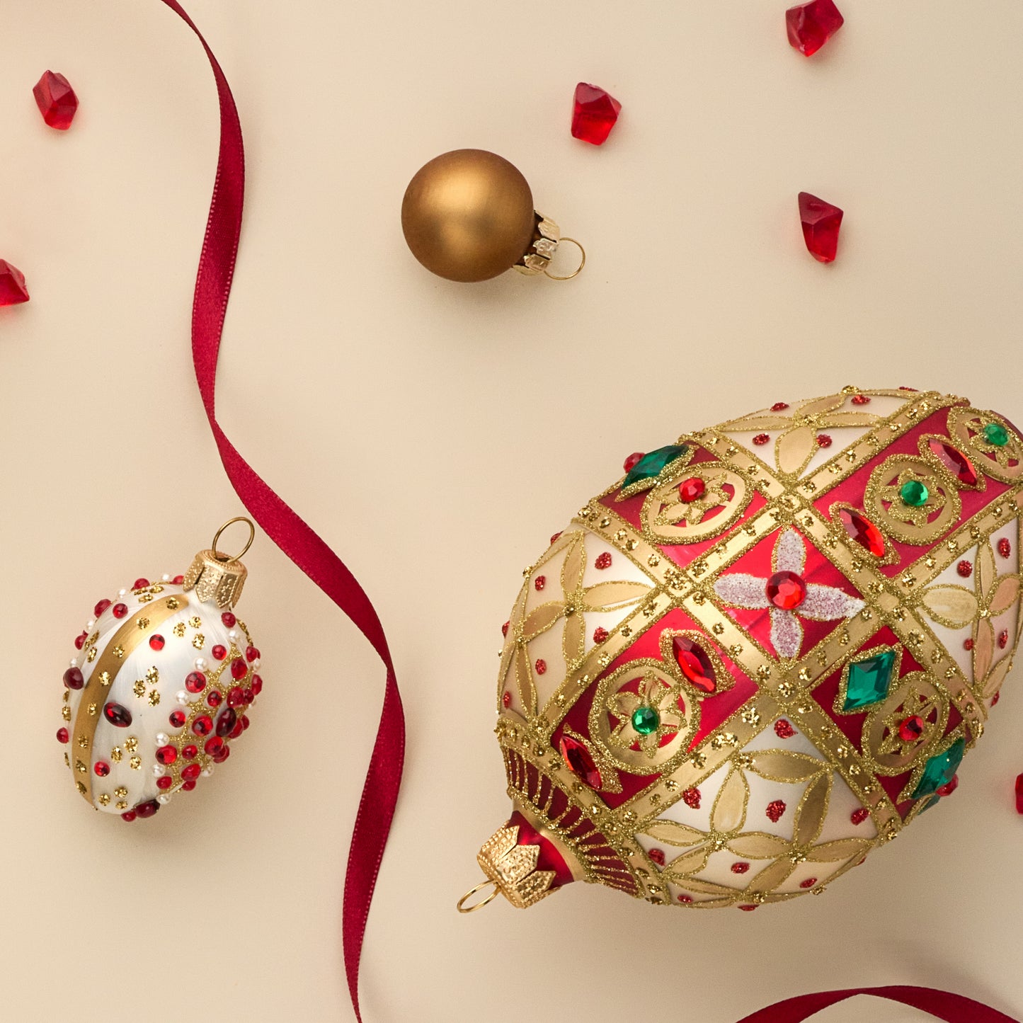 ELEGANT RED & GOLD FABERGÉ EGG