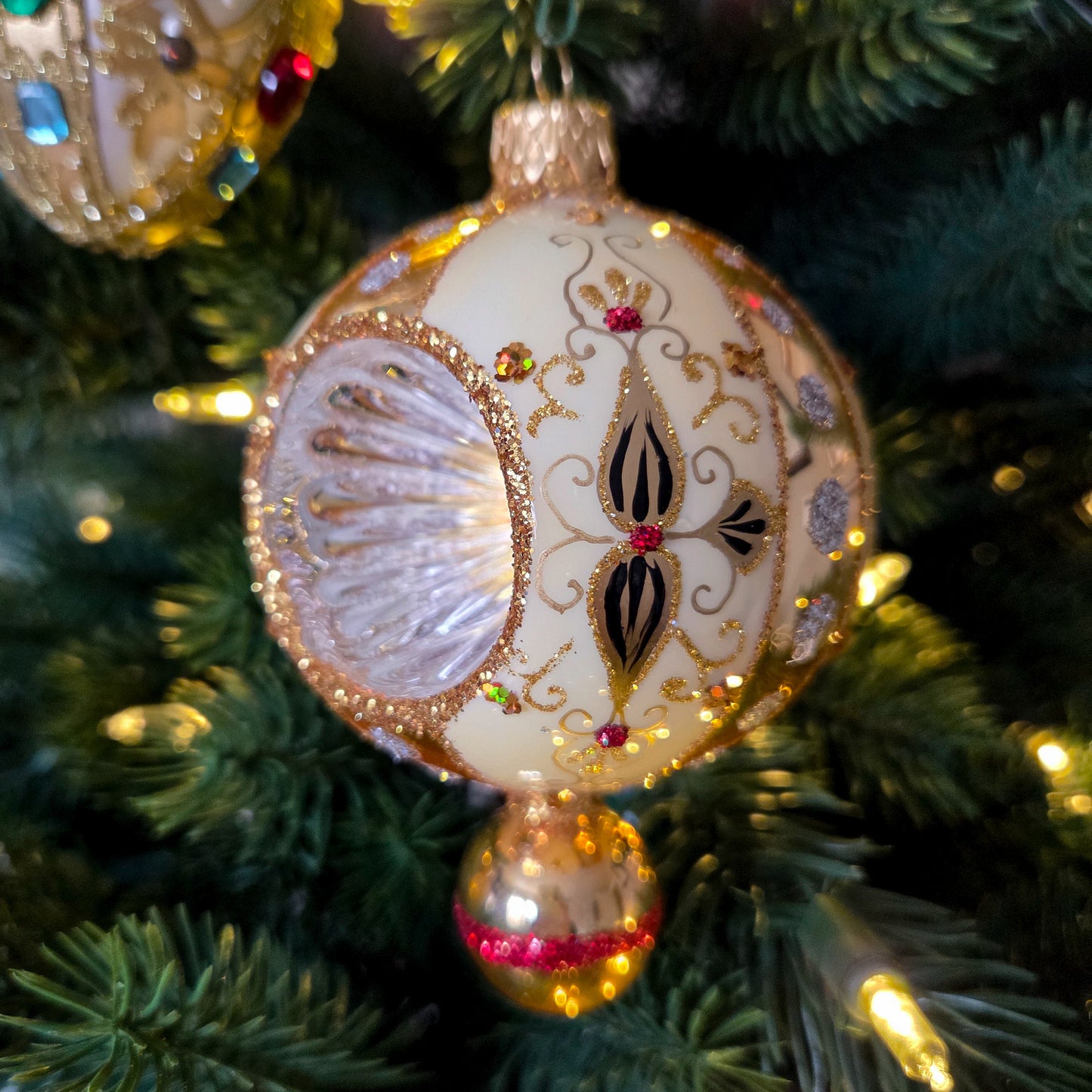 CHATHAM DROP IN GOLD FILIGREE