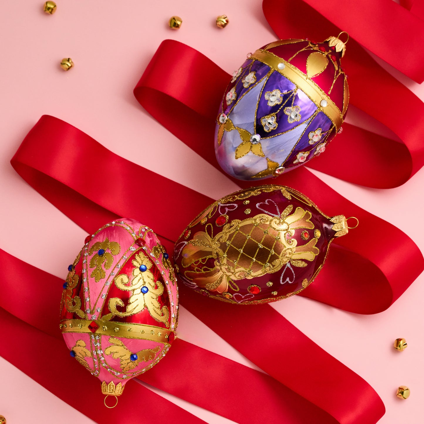 KENSINGTON RED FABERGÉ EGG