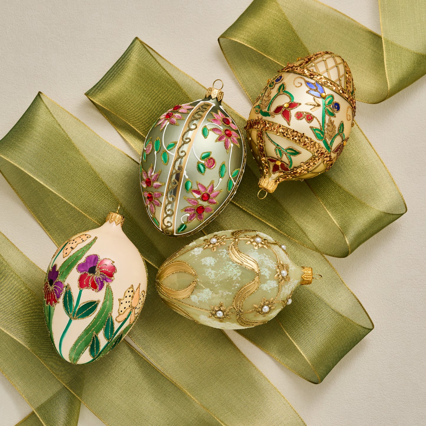 BLUSH PINK & GREEN FABERGÉ EGG