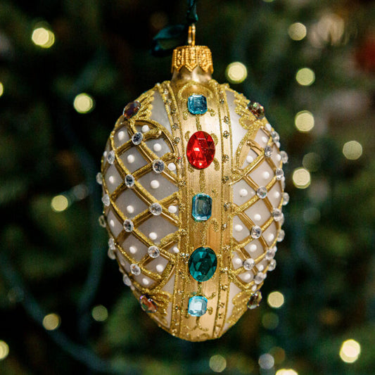 SMALL GOLD FABERGÉ EGG WITH CRYSTALS