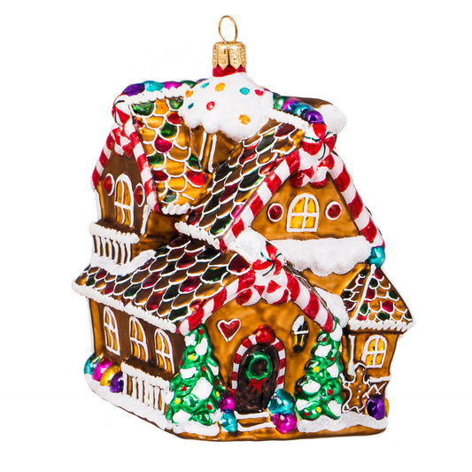 FAIRYTALE GINGERBREAD HOUSE